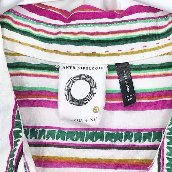 Anthropologie Akemi + Kin Ira Sleeveless Contrast Print Button Up Blouse - Picture 15 of 15